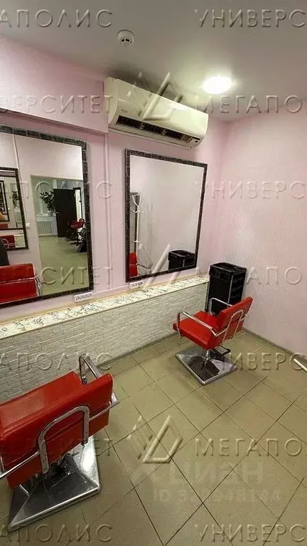 Помещение свободного назначения в Московская область, Дзержинский ул. ... - Фото 1