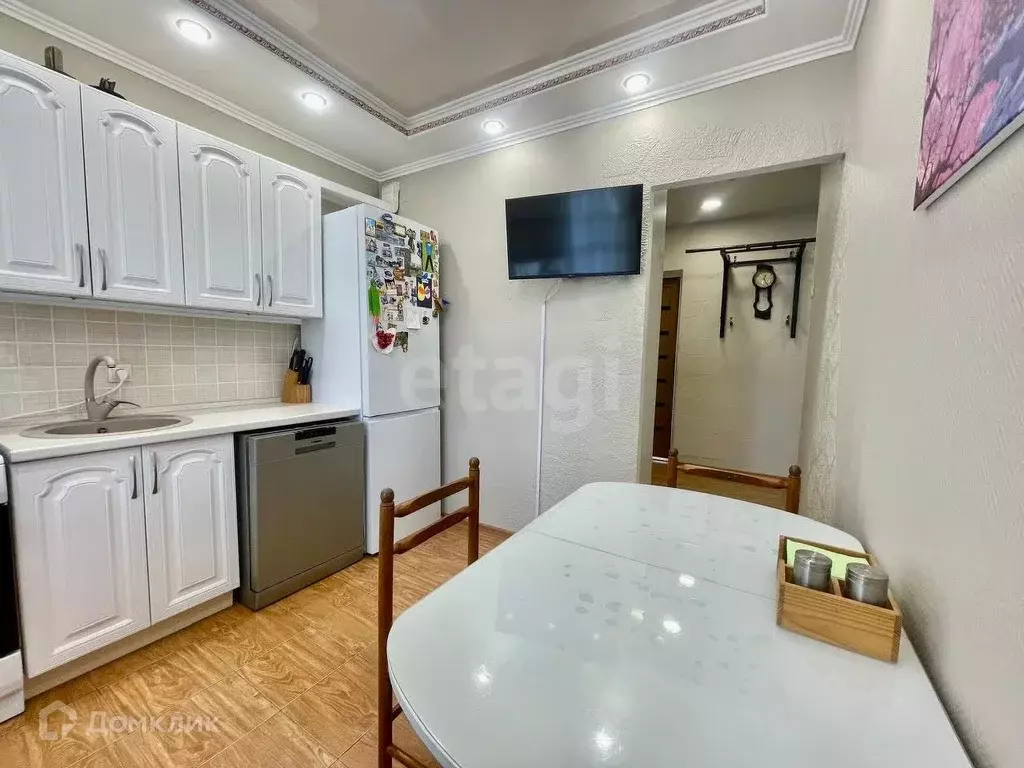 Продаётся 3-к квартира, 66.1 м - Фото 1