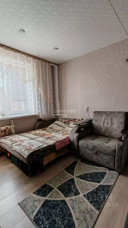 Комната Омская область, Омск Привокзальный мкр, ул. Карбышева, 38А ... - Фото 0