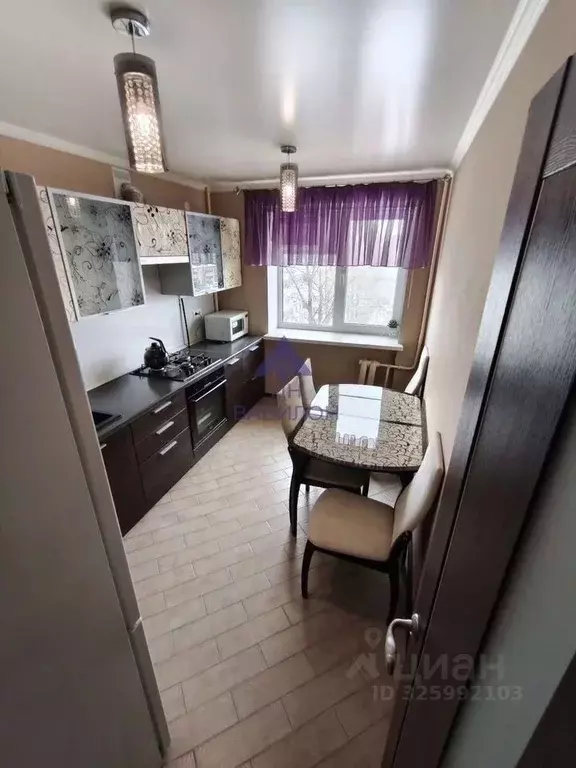 3-к кв. Ростовская область, Волгодонск ул. 30 лет Победы (62.2 м) - Фото 1