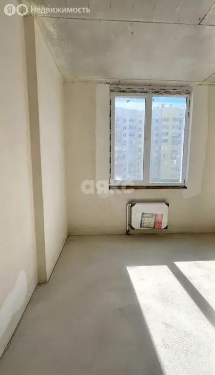 2-комнатная квартира: Симферополь, улица Батурина, 203 (60 м) - Фото 1