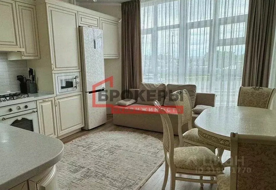 2-к кв. Севастополь ул. Руднева, 26Бк1 (70.4 м) - Фото 1