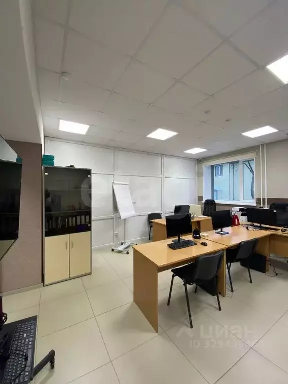 Офис в Ямало-Ненецкий АО, Ноябрьск Магистральная ул., 47 (24 м) - Фото 1