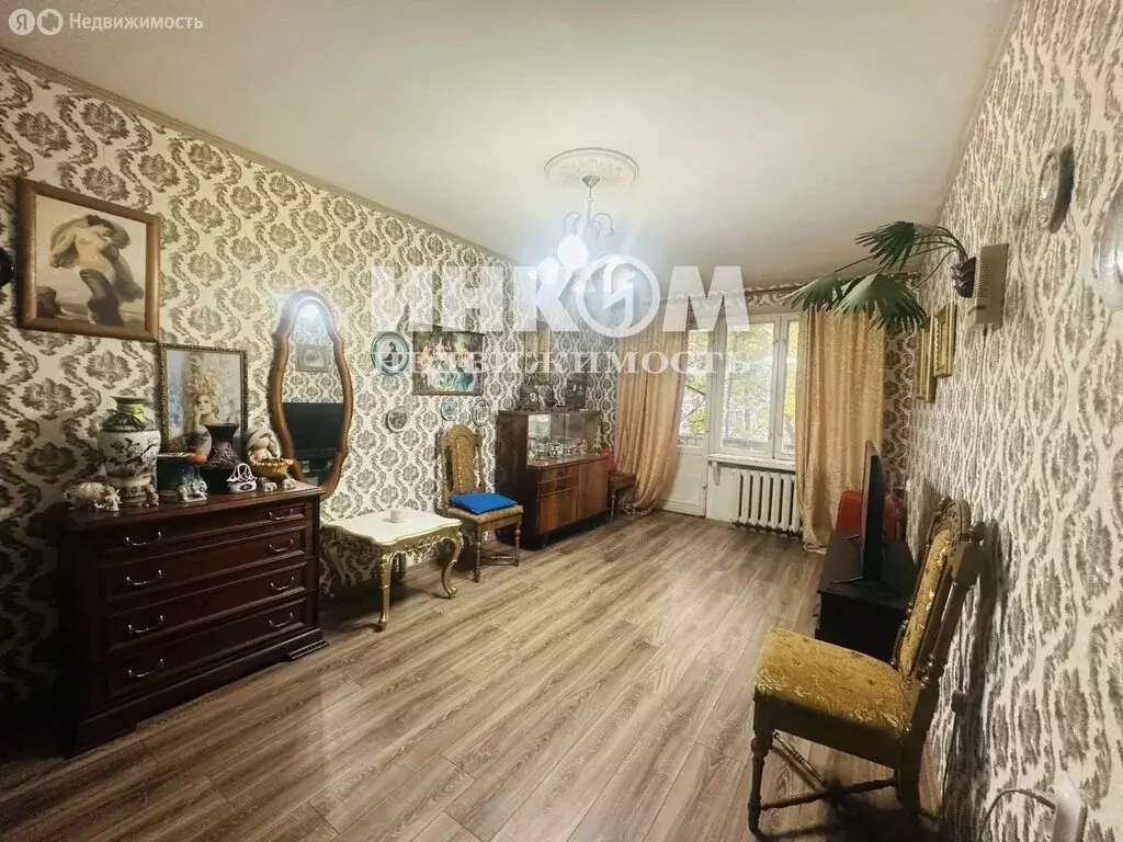 3-комнатная квартира: Москва, Азовская улица, 10 (58.2 м) - Фото 1