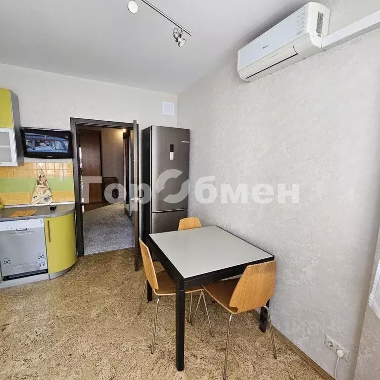 2-к кв. Московская область, Красногорск бул. Павшинский, 12 (70.5 м) - Фото 2