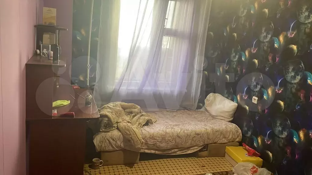 Комната 18 м в 3-к., 1/5 эт. - Фото 0