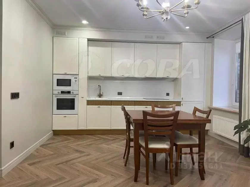 3-к кв. Тюменская область, Тюмень ул. Николая Семенова, 19к1 (117.0 м) - Фото 1