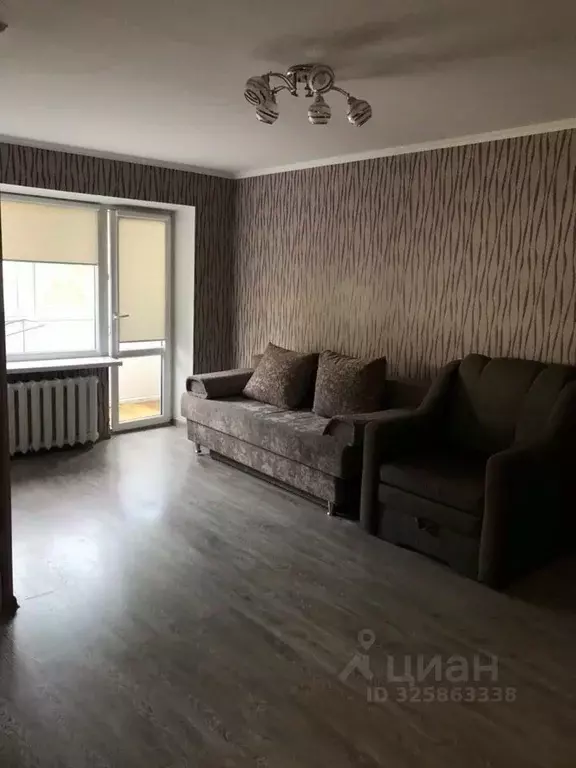 2-к кв. Калининградская область, Калининград Гостиная ул., 10 (46.0 м) - Фото 1