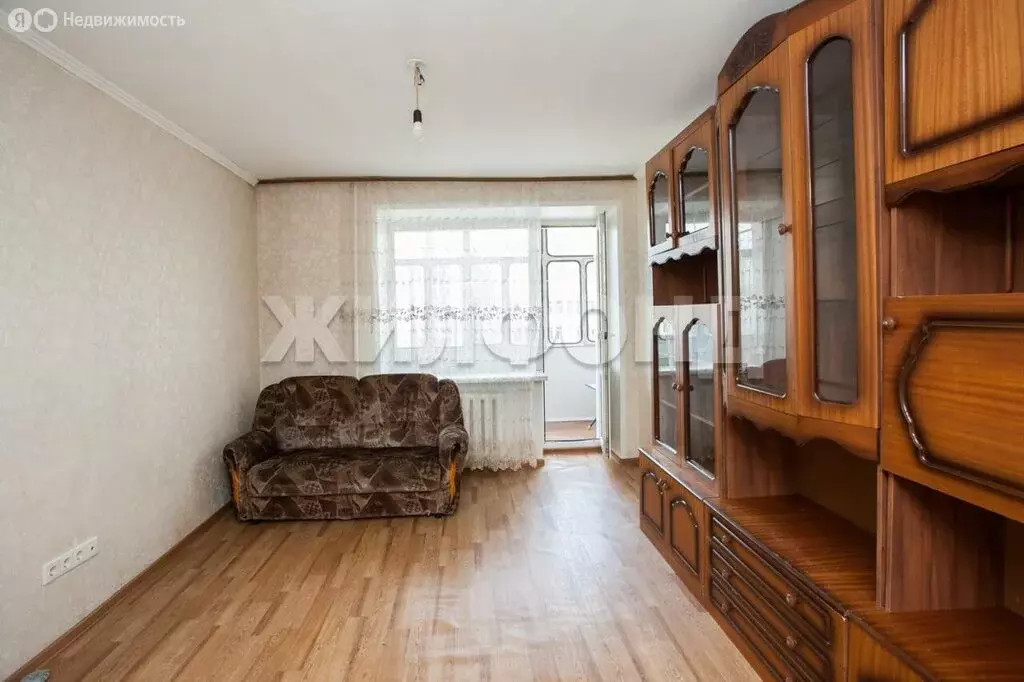 3-комнатная квартира: Новосибирск, Ядринцевская улица, 48 (66.4 м) - Фото 0