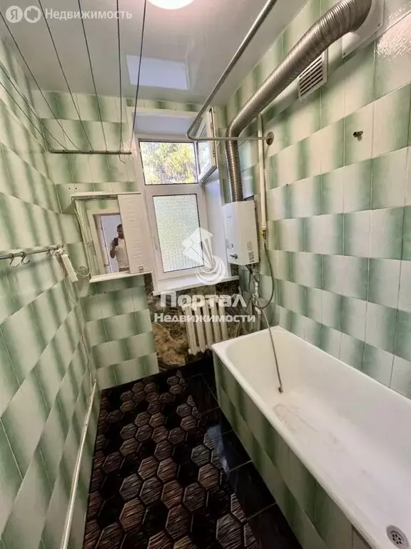 3-комнатная квартира: Серпухов, улица Чехова, 81А (66 м) - Фото 0