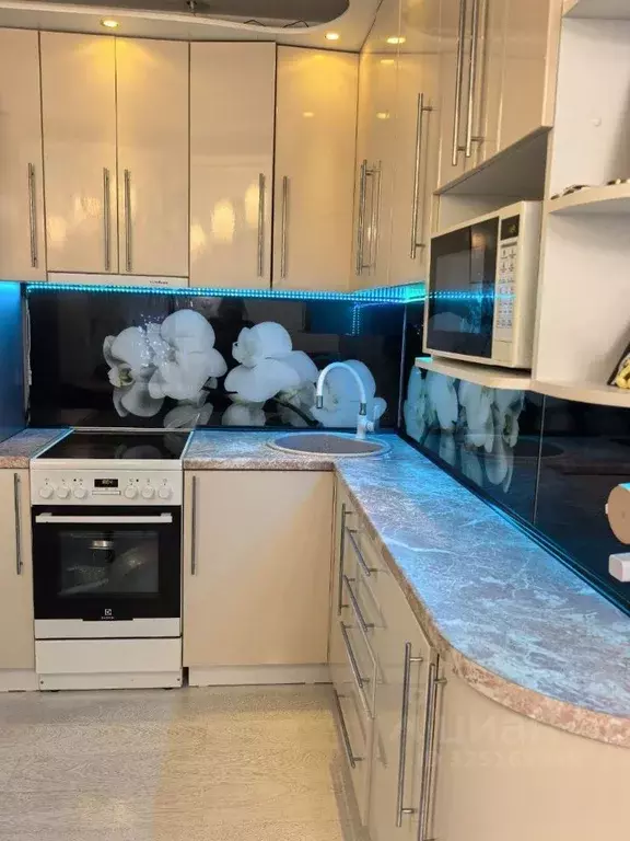 2-к кв. Кемеровская область, Юрга ул. Никитина, 34 (49.0 м) - Фото 1