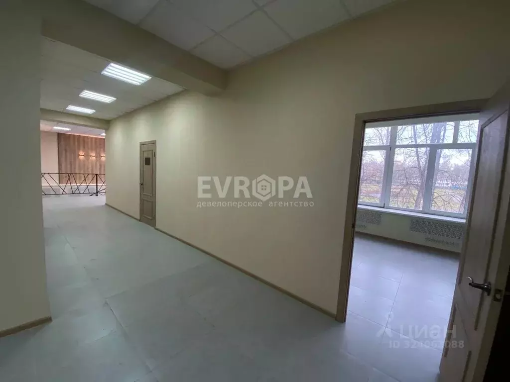 Офис в Ульяновская область, Ульяновск Высотный проезд, 3А (40 м) - Фото 2