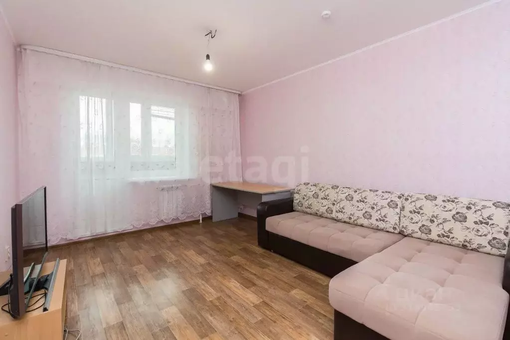 1-к кв. Тюменская область, Тюмень ул. Арктическая, 7к1 (54.0 м) - Фото 0