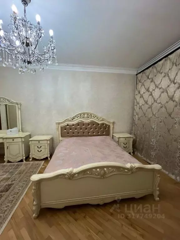 3-к кв. Дагестан, Махачкала ул. Ирчи Казака (92.0 м) - Фото 1