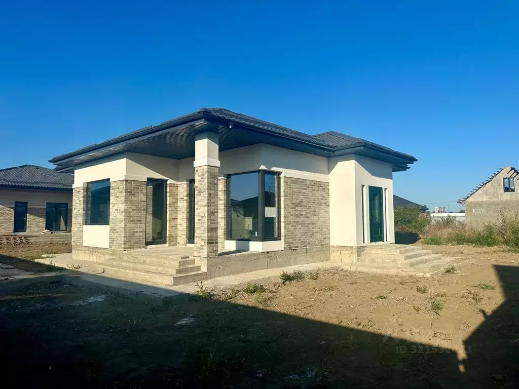 Дом в Адыгея, Тахтамукайский район, Козет аул Бахартукская ул. (113 м) - Фото 1