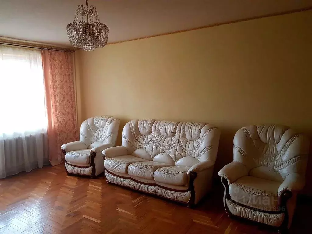 2-к кв. Белгородская область, Старый Оскол Дубрава мкр, 1 кв-л,  (71.0 ... - Фото 1