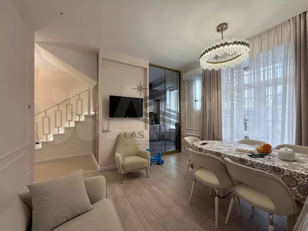 3-к. квартира, 125 м, 3/5 эт. - Фото 0