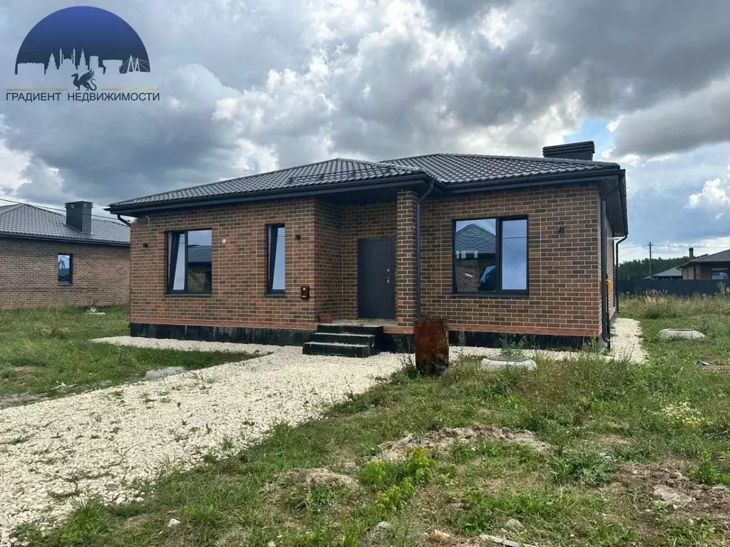 Дом в Татарстан, Лаишевский район, Большекабанское с/пос, с. Большие ... - Фото 1