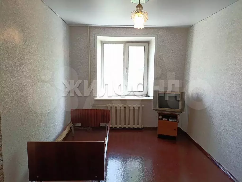 Комната 11 м в 4-к., 4/5 эт. - Фото 0