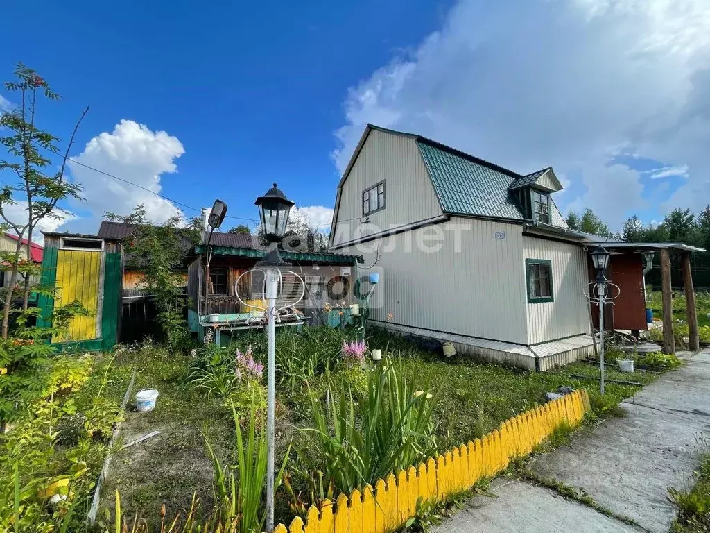 Дом в Ханты-Мансийский АО, Нижневартовск Строитель-86 ДНТ, 17 (80 м) - Фото 1