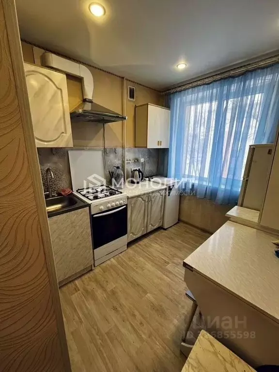 2-к кв. Белгородская область, Старый Оскол Приборостроитель мкр, 24 ... - Фото 1