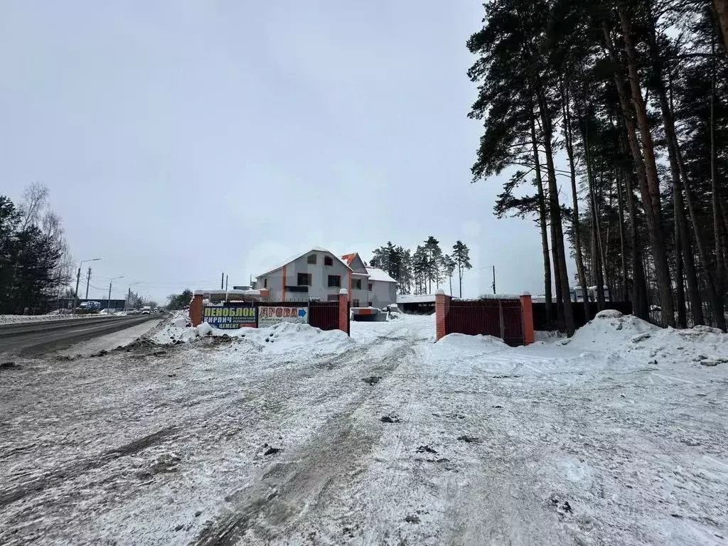 Торговая площадь в Брянская область, Брянск ул. Снежетьский вал, 306А ... - Фото 2