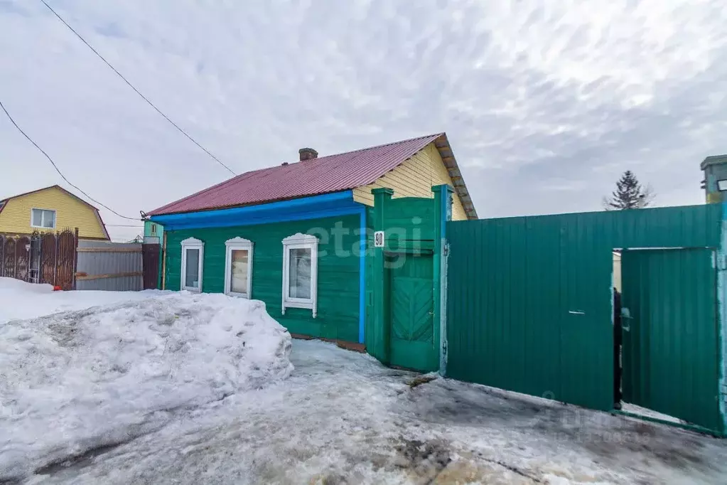 Дом в Омская область, Омск ул. 23-я Северная (50 м) - Фото 0