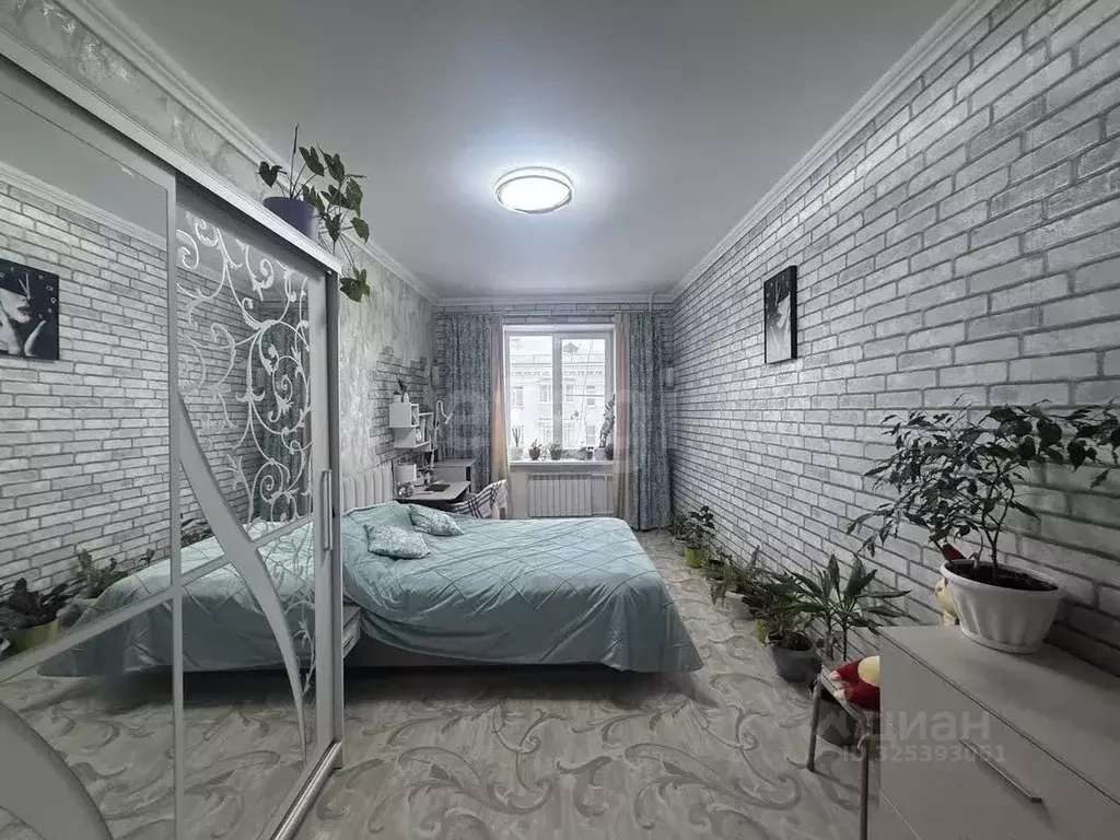 3-к кв. Бурятия, Улан-Удэ ул. Гастелло, 4 (74.3 м) - Фото 1