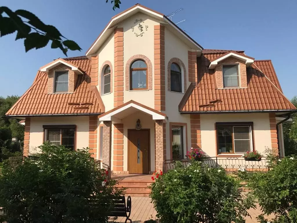 Коттедж в Москва д. Сосенки, Дубровка жилой комплекс (300 м) - Фото 1