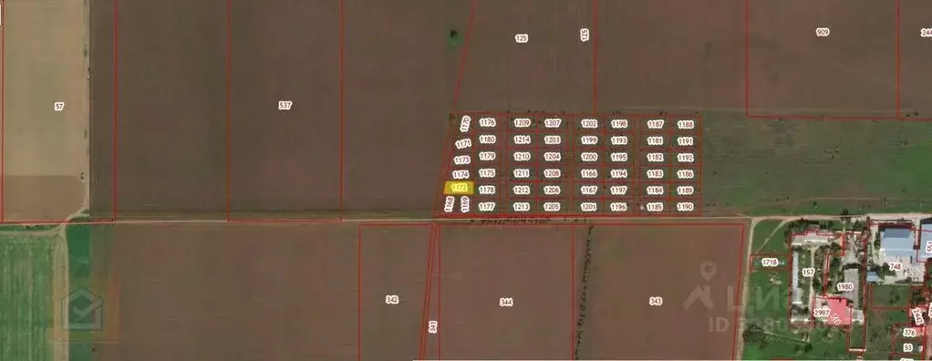 Участок в Крым, Сакский район, с. Уютное ул. Полевая (6.0 сот.) - Фото 1