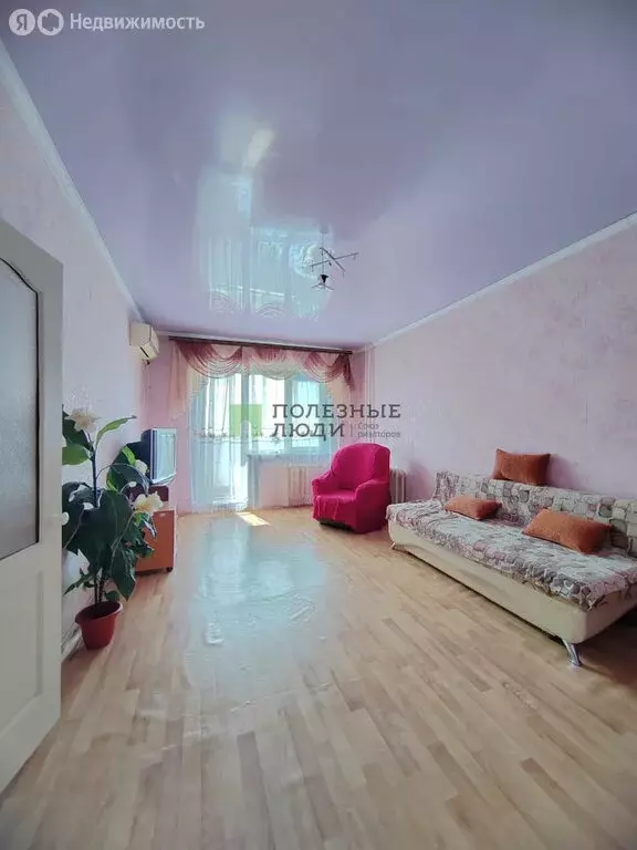 2-комнатная квартира: Астрахань, Жилая улица, 8к1 (70 м) - Фото 0