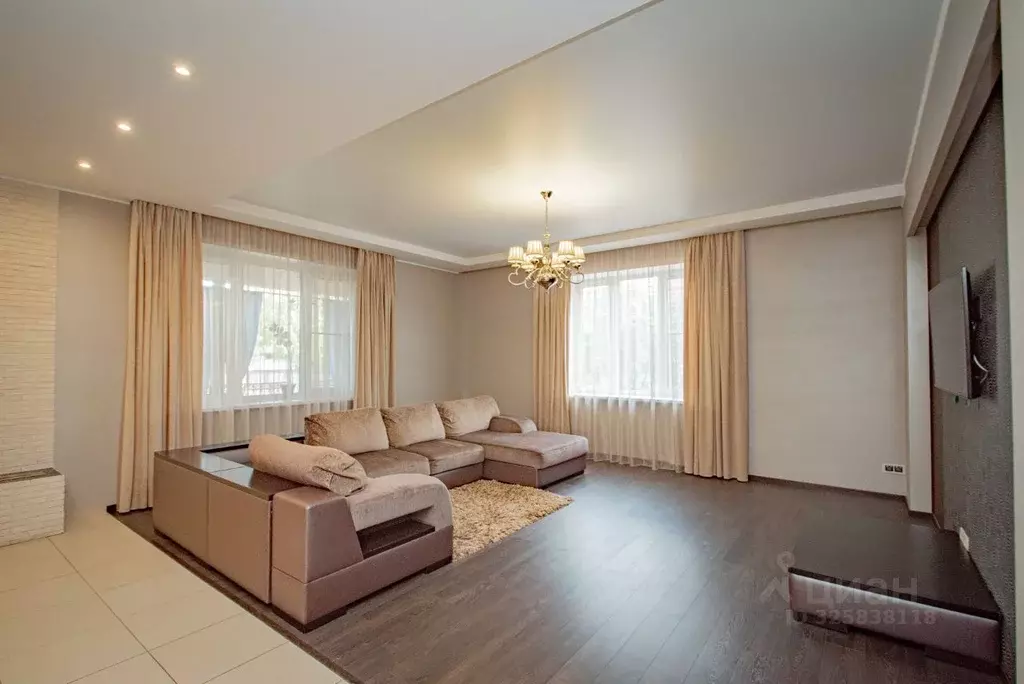 Коттедж в Саратовская область, Энгельсский район, Красноярское ... - Фото 1