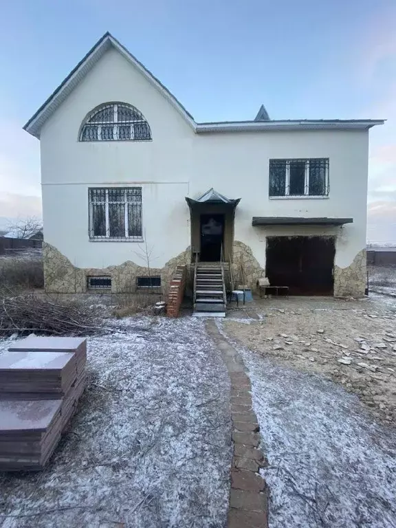 Дом в Саратовская область, Саратов пос. Алмаз, 1 (362 м) - Фото 0