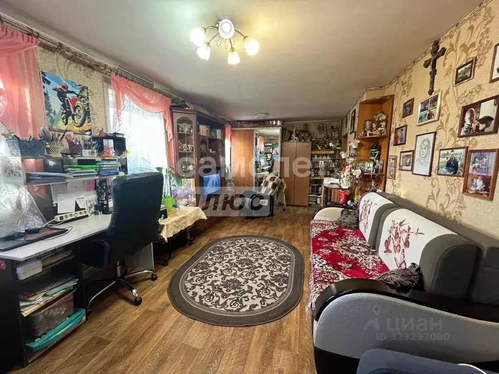 Дом в Свердловская область, Артемовский муниципальный округ, пос. ... - Фото 2