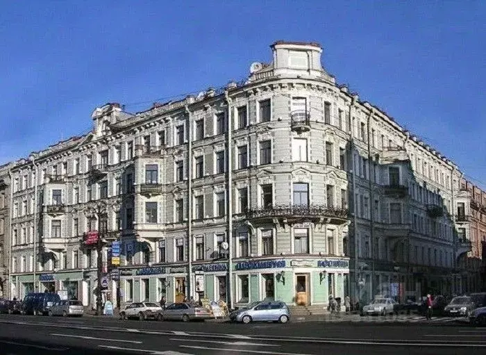 Торговая площадь в Санкт-Петербург Невский просп., 64 (107 м) - Фото 0