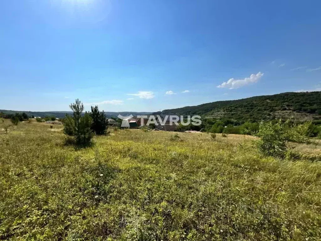 Участок в Крым, Симферопольский район, Добровское с/пос, с. Пионерское ... - Фото 2