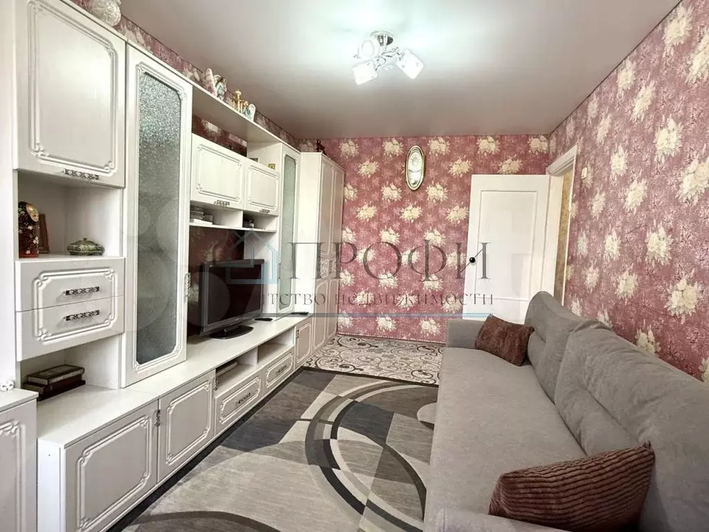 2-к. квартира, 45 м, 4/5 эт. - Фото 1