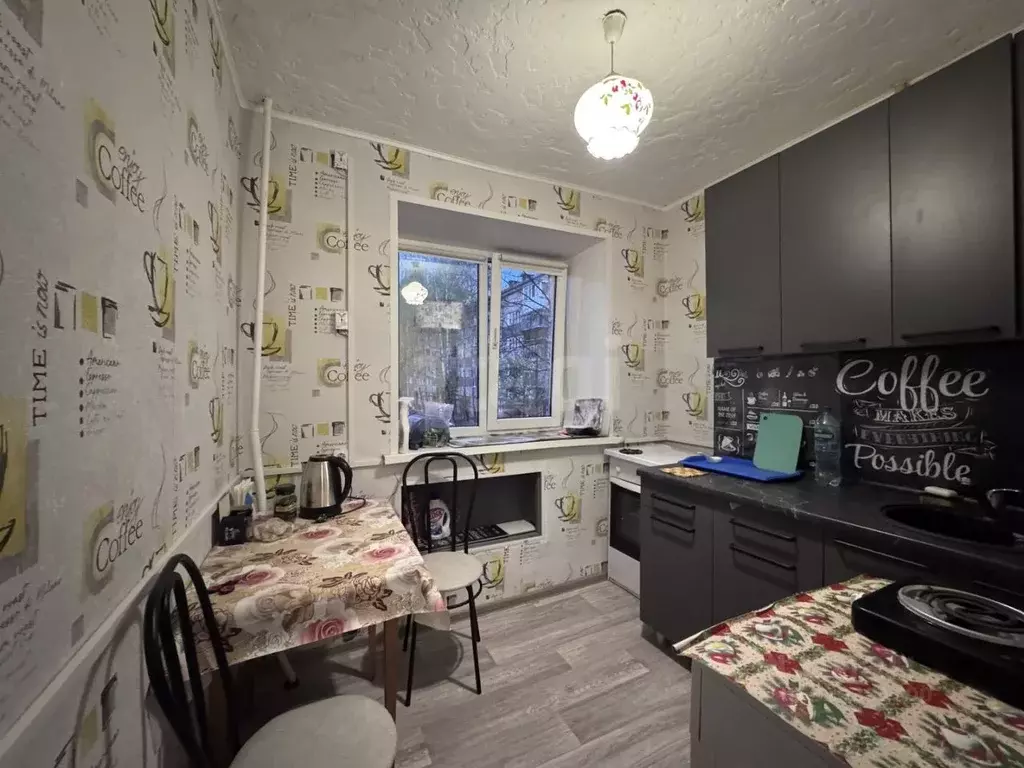 3-к кв. Коми, Сыктывкар ул. Комарова, 8 (58.8 м) - Фото 1