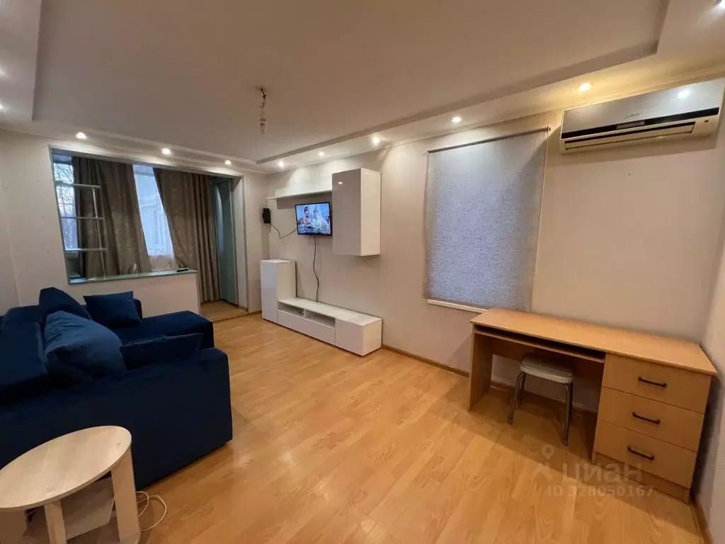 2-к кв. Краснодарский край, Краснодар ул. Имени Калинина, 13к52 (44.0 ... - Фото 1