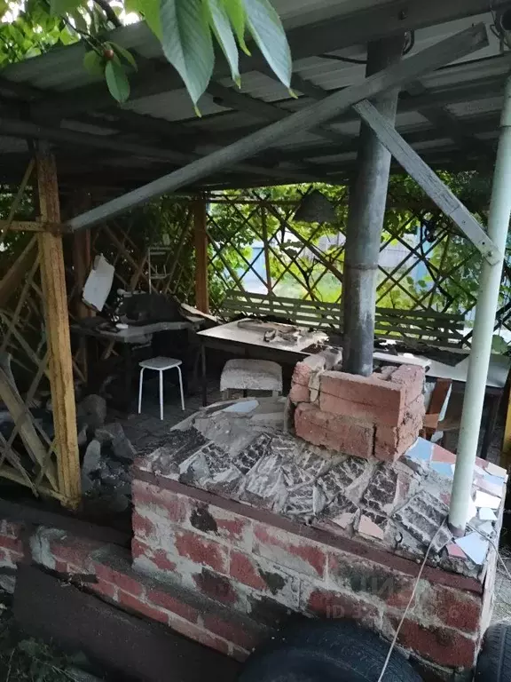 Дом в Краснодарский край, Ейское с/пос, пос. Октябрьский пер. 1-й ... - Фото 2