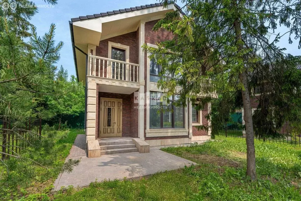 Дом в посёлок городского типа Некрасовский, Южная улица, 7Б (180 м) - Фото 1