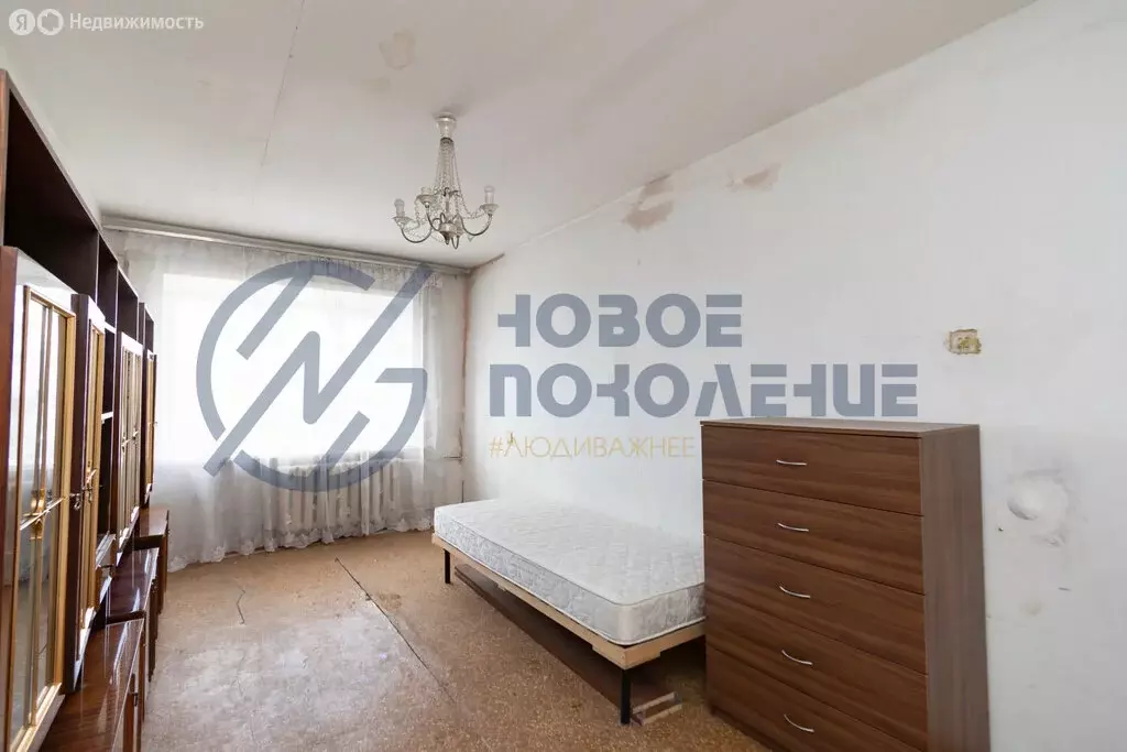 2-комнатная квартира: Омск, Революционная улица, 13 (47 м) - Фото 1