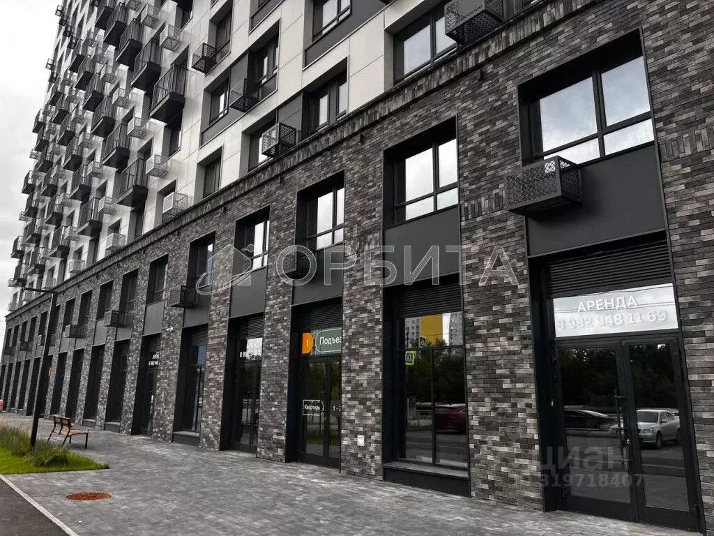 2-к кв. Тюменская область, Тюмень ул. Ветеранов Труда, 36к1 (58.5 м) - Фото 1