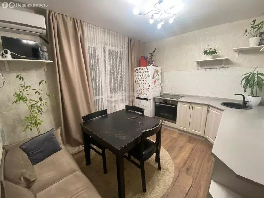 1-комнатная квартира: Краснодар, улица Западный Обход, 39/1к7 (39.2 м) - Фото 0