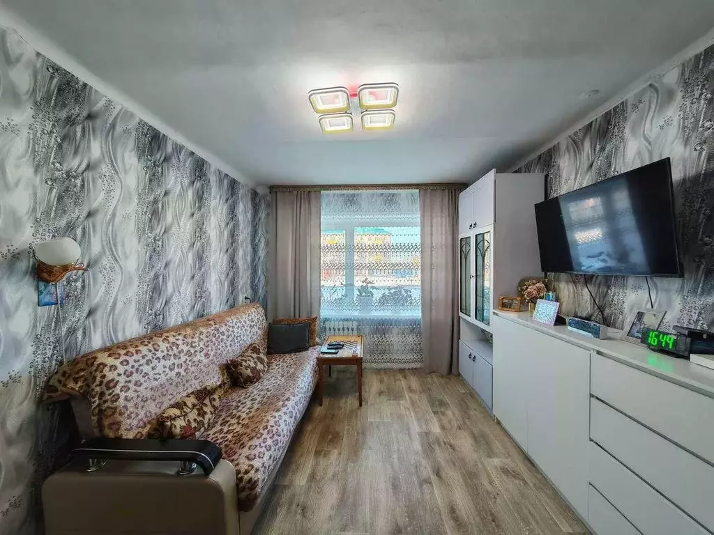Квартира, 3 комнаты, 49 м - Фото 1