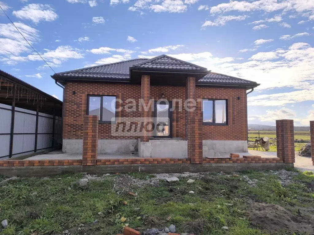 Дом в Краснодарский край, Абинск Полевая ул. (120 м) - Фото 0