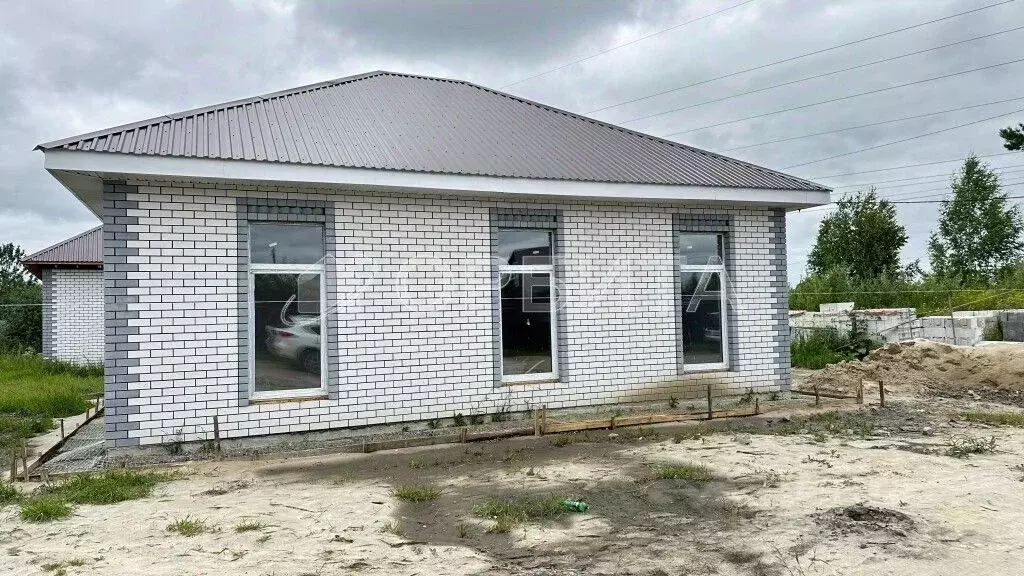 Дом в Тюменская область, Тюмень Усадебная ул. (82 м) - Фото 1