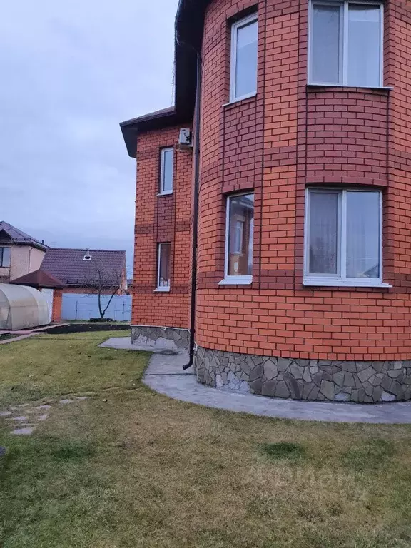 Коттедж в Тюменская область, Тюмень ул. Рабочей молодежи, 32 (225 м) - Фото 1