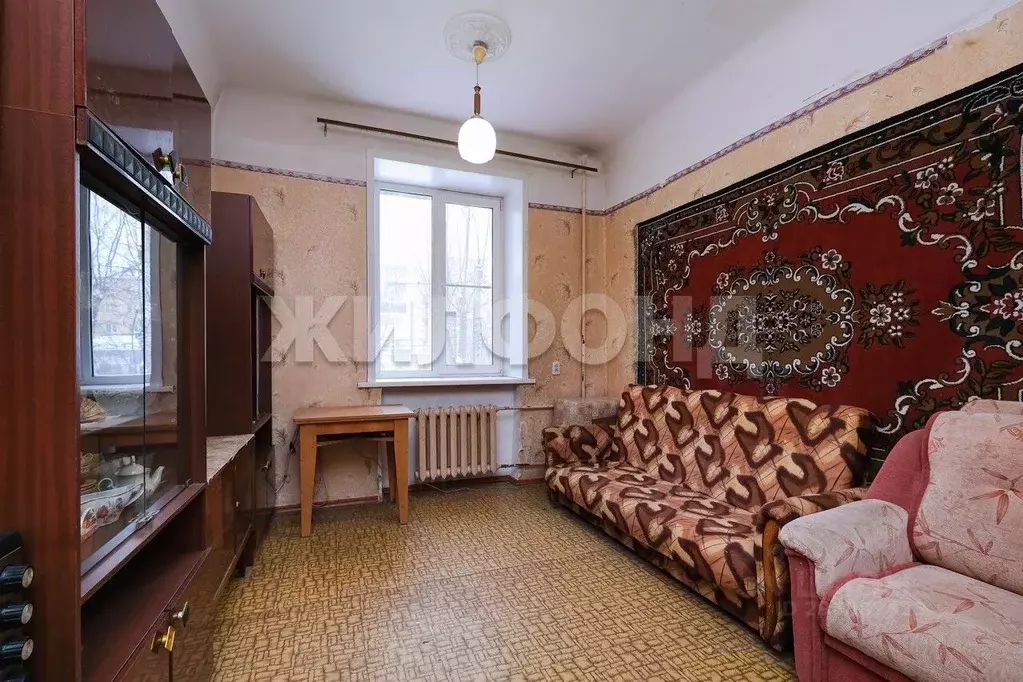 Комната Новосибирская область, Новосибирск просп. Дзержинского, 18 ... - Фото 0