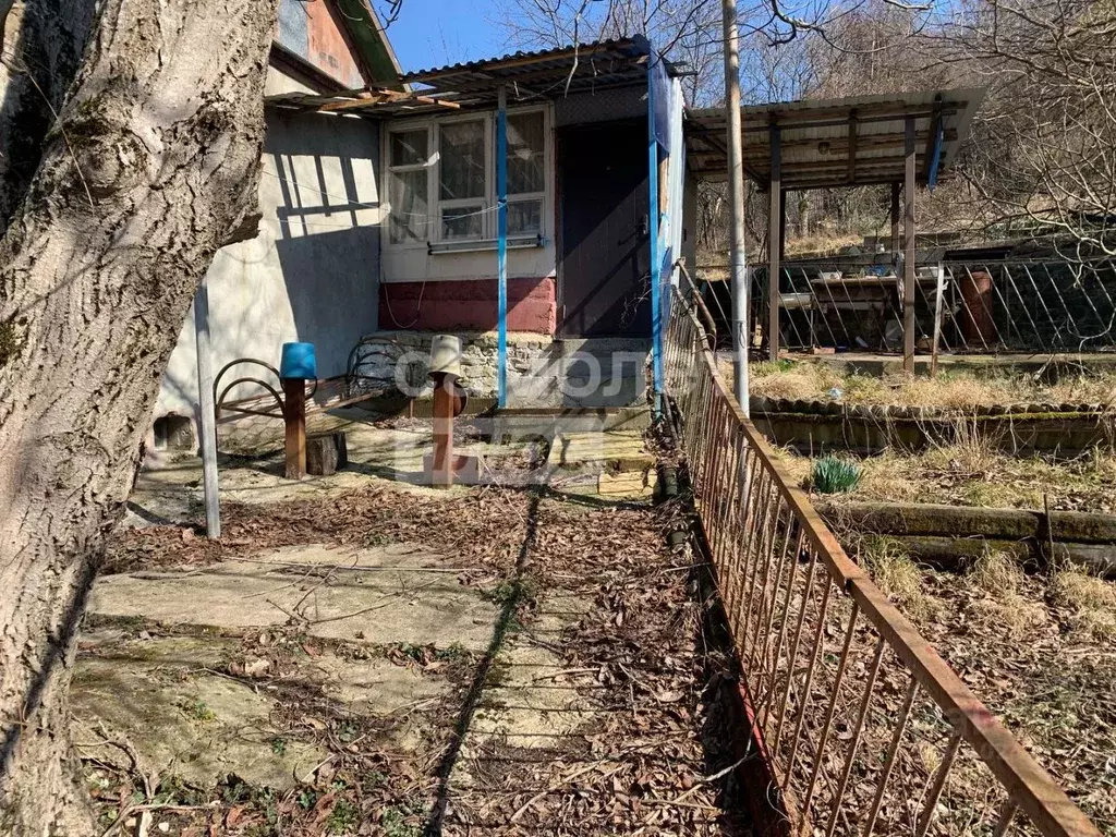 Дом в Краснодарский край, Туапсинский муниципальный округ, с. Холодный ... - Фото 1